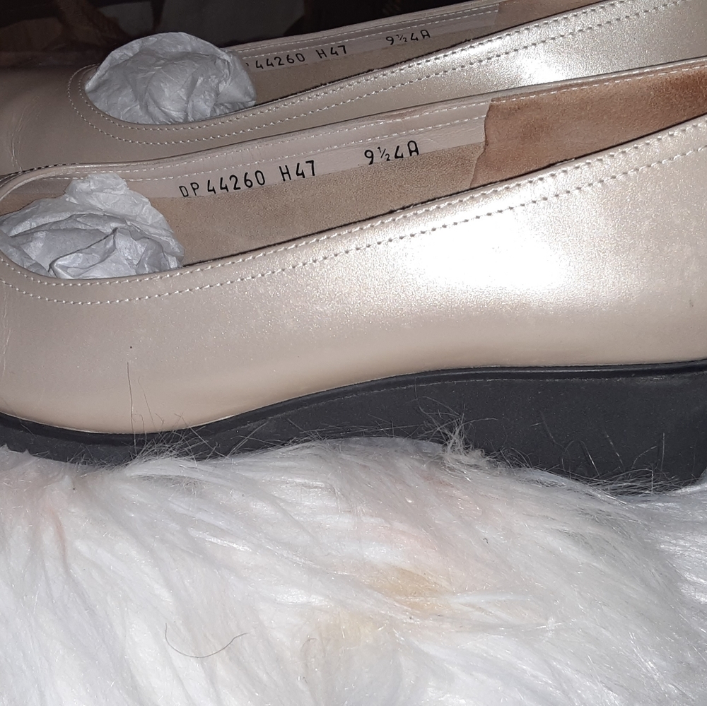 Ferragamo - Picture 4 of 5